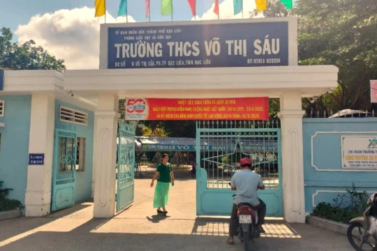 Đổi tên trường học không chỉ là thay biển hiệu