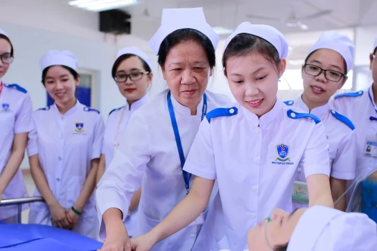 Điểm sàn ngành Y khoa, Răng Hàm Mặt của Trường ĐH Nguyễn Tất Thành là 20,5 điểm