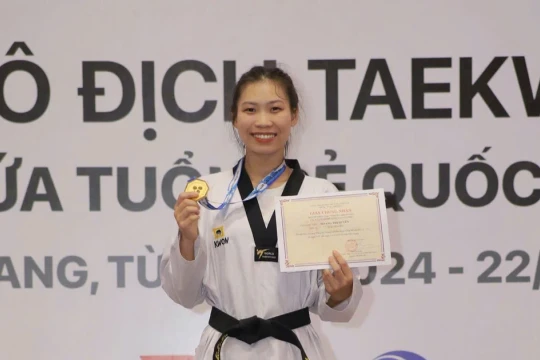 Từ giảng đường đến sàn đấu, nữ vận động viên ghi dấu ấn thể thao học đường