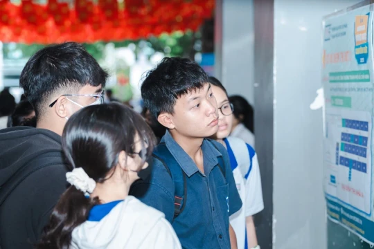 Trường Đại học Sư phạm TPHCM lấy điểm sàn cao nhất 24