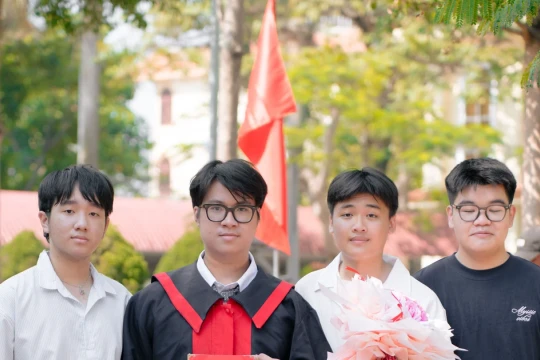 Đỗ đầu tỉnh Quảng Trị nhờ khóa học online 150.000 đồng