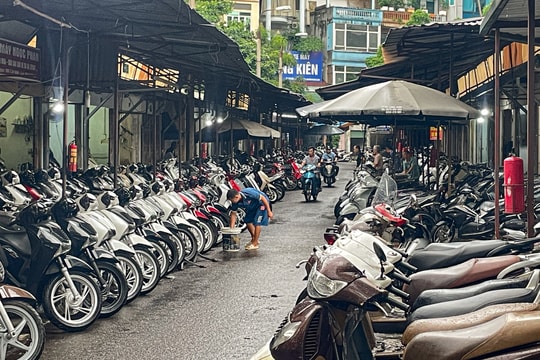 'Thủ phủ' xe máy cũ ở Hà Nội ế ẩm trước thông tin xe xăng sắp bị thay thế