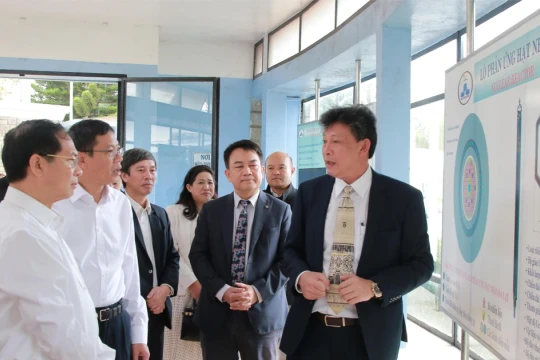 Phó Thủ tướng Bùi Thanh Sơn làm việc với Viện Nghiên cứu hạt nhân Lâm Đồng
