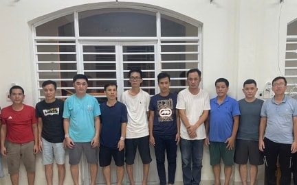 Bắt thêm 10 người tham gia đường dây cá độ 350 tỷ đồng ở Đà Nẵng