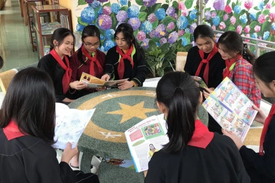 Cô giáo học tiếng Nùng để hiểu và dạy trò yêu ngôn ngữ, văn hoá dân tộc mình