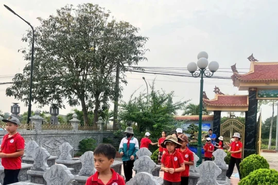 Giáo dục truyền thống yêu nước cho học sinh nhân dịp 27/7
