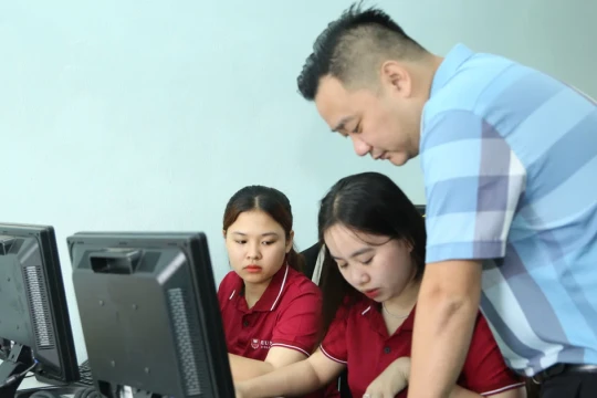 Cơ sở GD đại học, nghề nghiệp tự chủ tuyển dụng nhà giáo: Kiểm soát như thế nào?