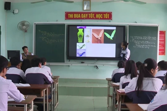 Giáo viên Hưng Yên nâng cao năng lực số, dẫn dắt học sinh trong kỷ nguyên mới