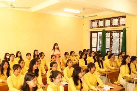 Trường Cao đẳng Huế: Chuyển mình mạnh mẽ, khẳng định vị thế sau 1 năm sáp nhập
