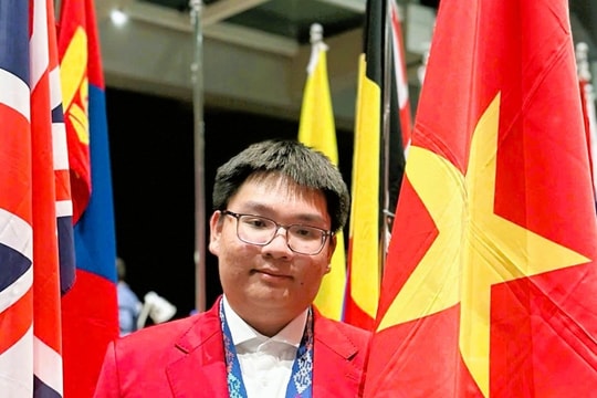 Nam sinh lớp 11 Hà Nội giành Huy chương Vàng Olympic Sinh học quốc tế năm 2025