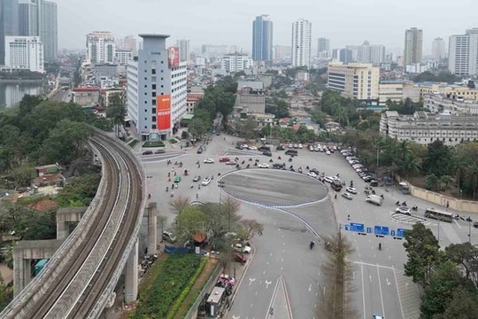 Hà Nội cấm xe máy xăng: Không độc quyền trạm sạc, không lắp đặt tràn lan