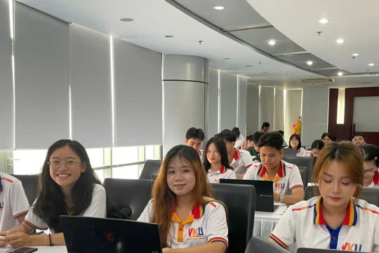 Sinh viên CNTT Đà Nẵng tập huấn chuyên môn trước khi về hỗ trợ phường, xã