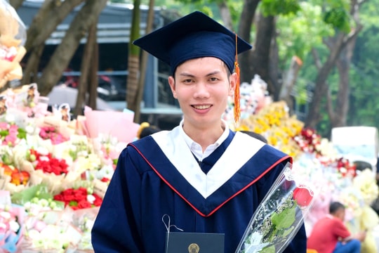 Thủ khoa tốt nghiệp bác sĩ nội trú theo đuổi chuyên ngành ung thư
