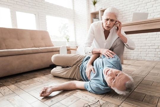 Dấu hiệu trước khi đột quỵ tuyệt đối không thể xem nhẹ