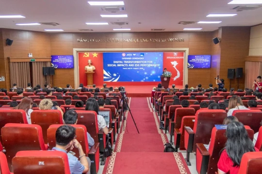Chuyển đổi số vì tác động xã hội và hiệu quả phát triển bền vững