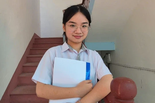 Bí kíp biến AI thành bạn tốt của nữ thủ khoa khối D01 ở Thanh Hóa