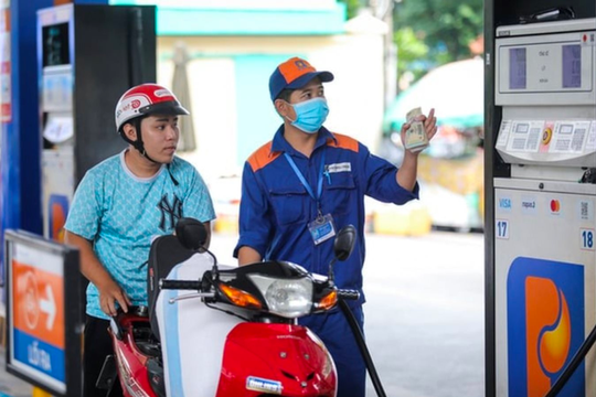 Từ ngày 1/8: Xăng E10 chính thức bán thí điểm tại TP.HCM, Hà Nội và Hải Phòng