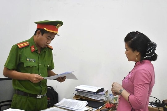 Khởi tố bảo mẫu ném cháu bé 14 tháng tuổi gây chấn thương sọ não