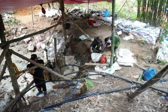 Công an Tuyên Quang phát hiện nhóm người nổ mìn khai thác thiếc trái phép
