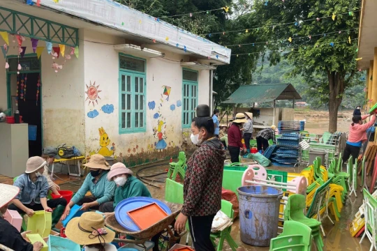 Trường lớp vùng cao hồi sinh sau lũ dữ