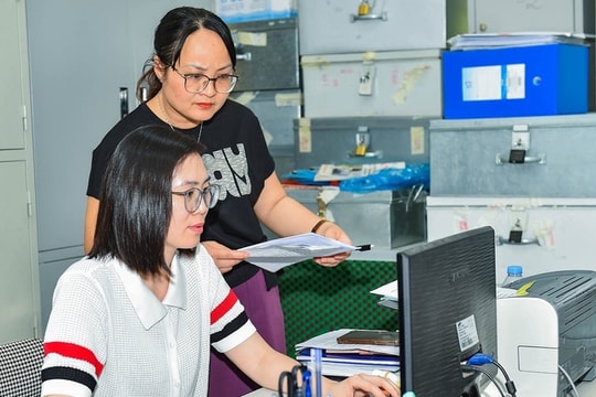 Điều kiện để công chức được kéo dài thời gian giữ chức vụ đến tuổi nghỉ hưu