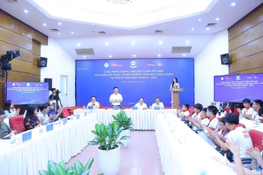 Học sinh đoạt giải đấu trường Toán học Châu Á chia sẻ hành trình thú vị tại Nhật Bản