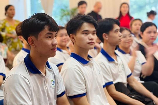 310.000 thí sinh từ chối vào đại học: Lo học phí đắt đỏ rồi thất nghiệp?
