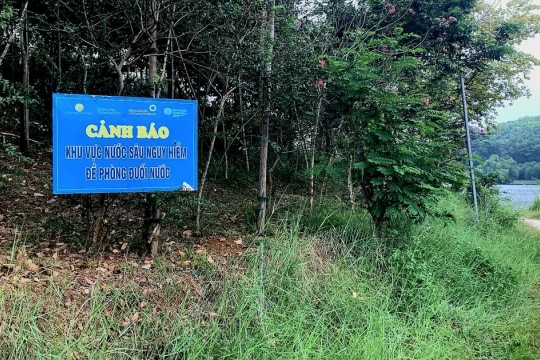 Nữ sinh lớp 11 tử vong do đuối nước tại hồ Thác Bà
