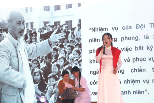 Giáo viên Đà Nẵng kể chuyện theo sách 'Lời của Bác Hồ - Lời của non sông'