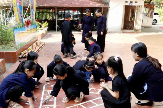 Lạng Sơn khảo sát xây dựng hệ thống trường nội trú xã biên giới