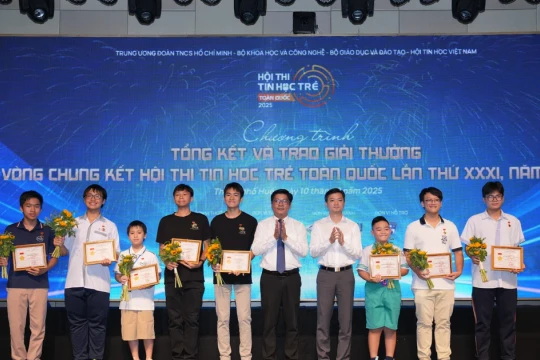 193 thí sinh tranh tài tại vòng Chung kết Hội thi tin học trẻ lần thứ 31