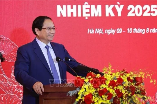 Thủ tướng: Phải đáp ứng yêu cầu điện cho phát triển đất nước, với mức tăng trưởng 2 con số