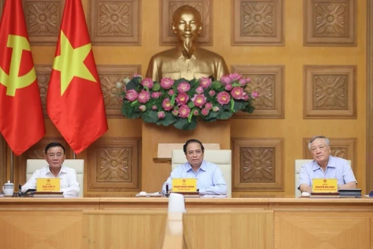 Khẩn trương hoàn thiện, trình Bộ Chính trị Nghị quyết đột phá phát triển GD-ĐT