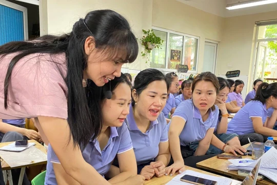 Công nghệ thông tin thổi làn gió mới cho giáo dục vùng khó