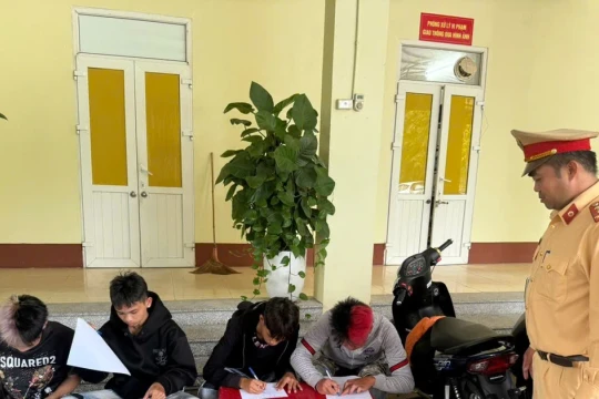 Công an Hưng Yên xử lý hơn 200 thanh, thiếu niên vi phạm giao thông