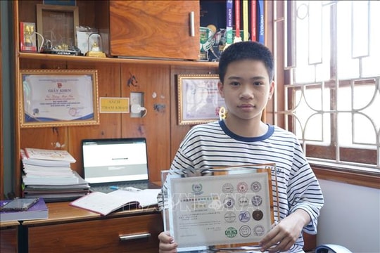 Sẵn sàng thử thách bản thân để chinh phục những đỉnh cao tri thức