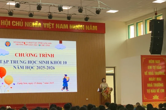 Tăng cường tư vấn chọn tổ hợp môn học theo định hướng nghề nghiệp cho HS lớp 10