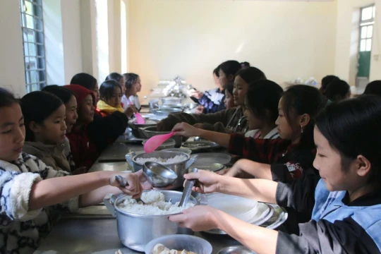 Dạy học 2 buổi/ngày không thu phí: Rà soát điều kiện cần và đủ