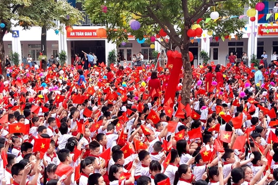 Lễ khai giảng năm học mới 2025 kết hợp Lễ kỷ niệm 80 năm thành lập ngành Giáo dục