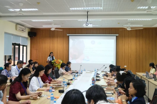Tạo môi trường học tập giàu ngôn ngữ cho trẻ mầm non