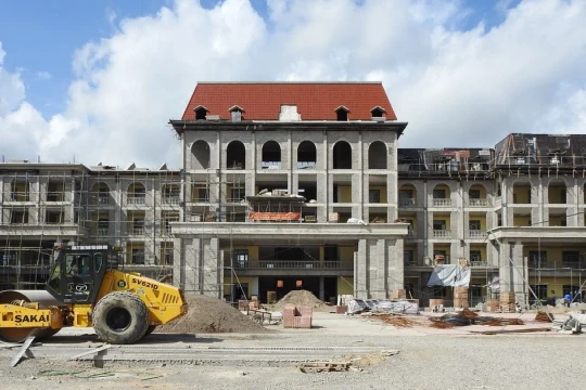 Trên công trường trường học hơn 226 tỷ đồng ở Quảng Ninh