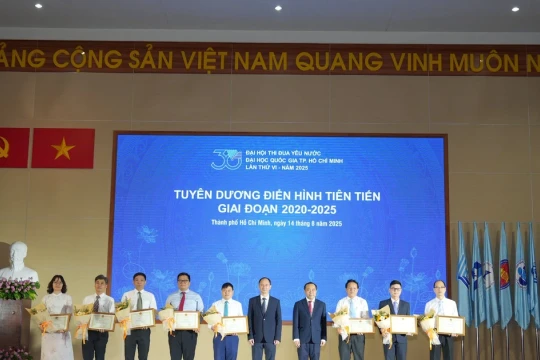 Đại học Quốc gia TPHCM: 5 năm thi đua đổi mới, vươn tầm quốc tế
