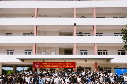 Vì sao Cao đẳng Bách khoa Tây Nguyên hút học sinh từ nhiều địa phương?