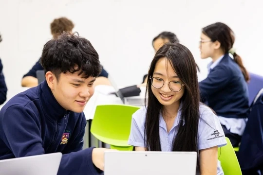 Giúp giáo viên, người học làm chủ AI