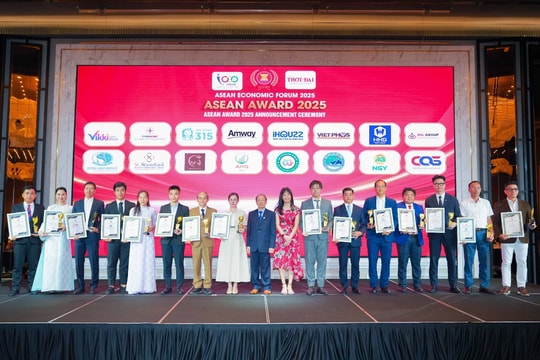 iHouzz được vinh danh Top 10 doanh nghiệp công nghệ tiêu biểu Asean 2025