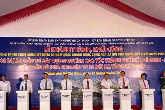 Khởi công cao tốc TPHCM - Mộc Bài
