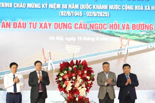 Cầu Ngọc Hồi tăng cường kết nối vùng Thủ đô