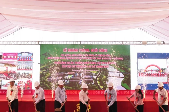 Khởi động xây dựng Trường Phổ thông nội trú liên cấp tại Tuyên Quang