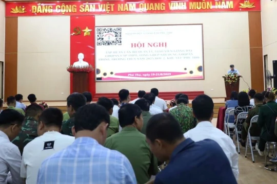 Sở GD&ĐT Phú Thọ tập huấn giáo dục quốc phòng an ninh cho cán bộ, giáo viên