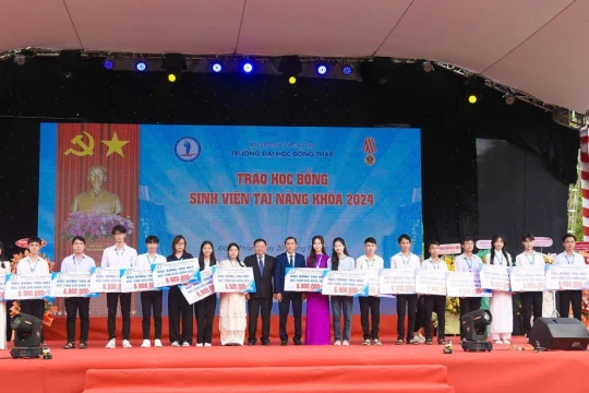 Trường ĐH Đồng Tháp đồng hành cùng tân sinh viên khởi đầu cho ước mơ và tri thức